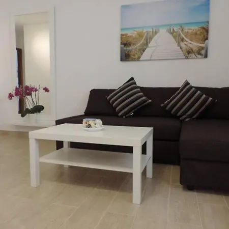 Blue Turtle Apartment, Next To The Apartment