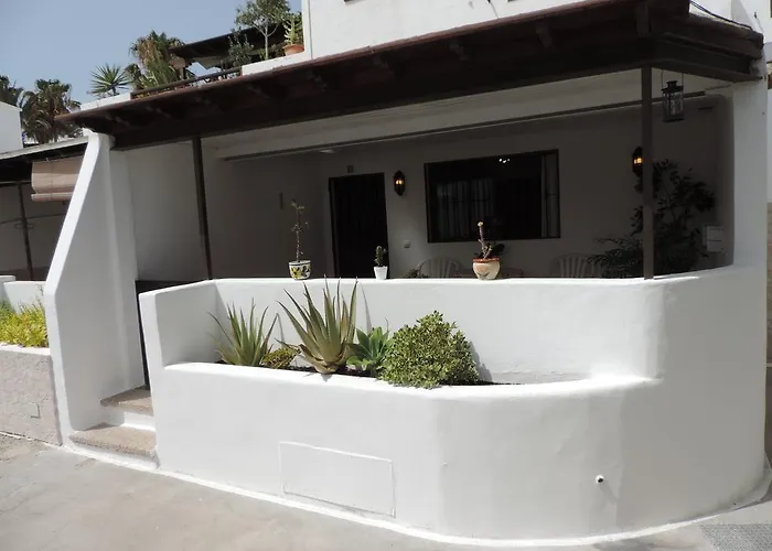 Blue Turtle Apartment, Next To The Apartamento Puerto del Carmen (Lanzarote)