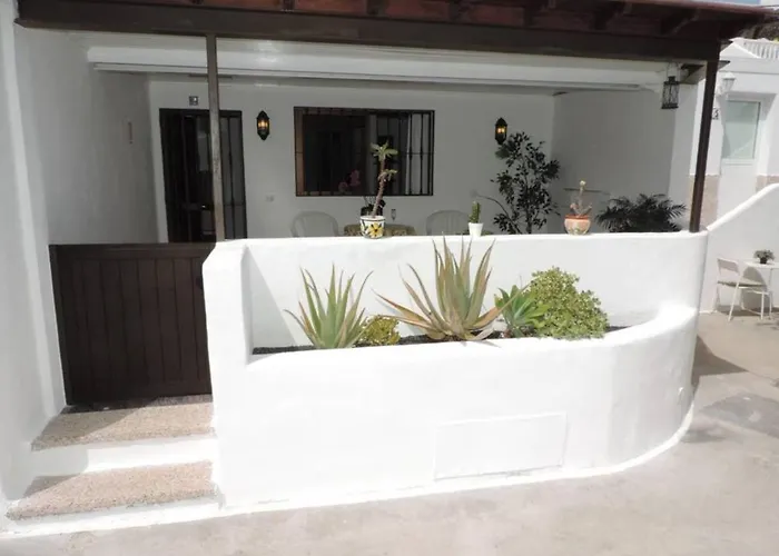 Blue Turtle Apartment, Next To The *