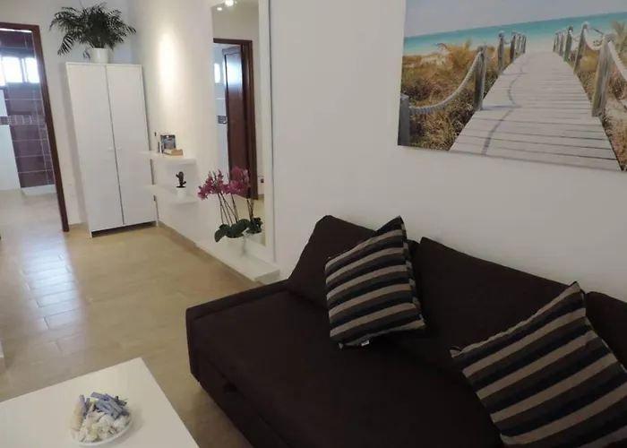 アパート Blue Turtle Apartment, Next To The