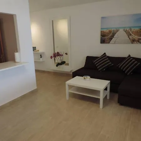 Appartement Blue Turtle Apartment, Next To The Puerto del Carmen (Lanzarote)